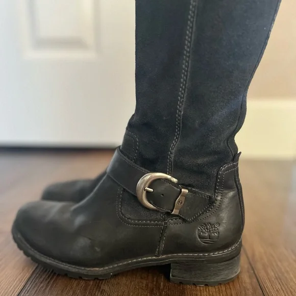 Black Leather Knee-High Boots - Picture 4 of 12